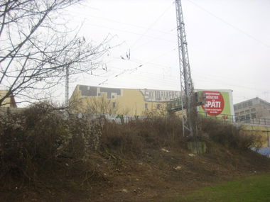 Graffiti Bombing in Berlin - Photo by Schmierfink030 - ut, sw