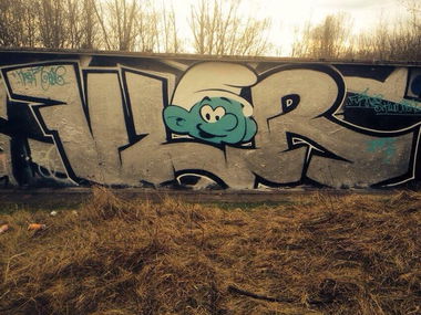 Graffiti Bombing in Berlin - Photo by Schmierfink030 - VLR