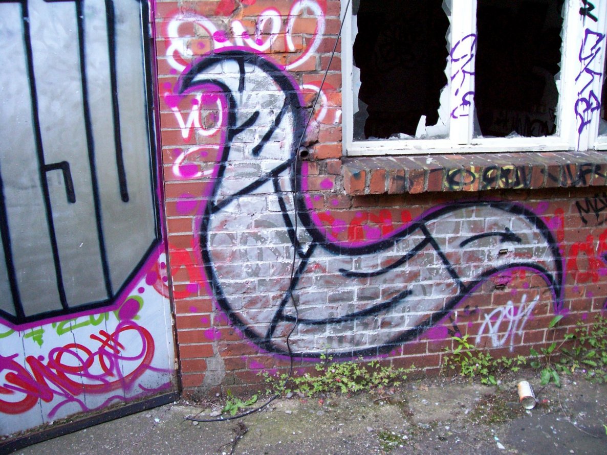Graffiti Wall - Photo by Schmierfink030 - wiso