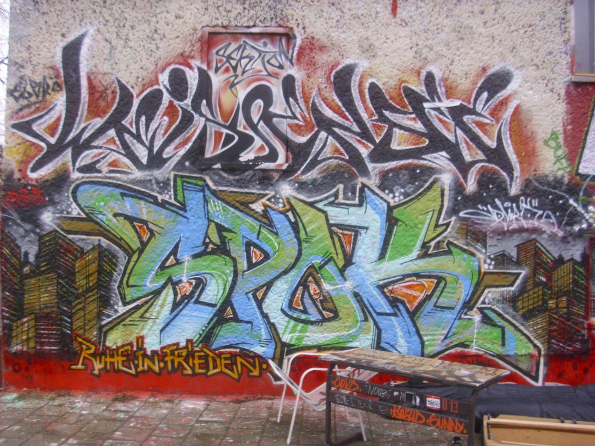 Graffiti Wall - Photo by Schmierfink030 - spok