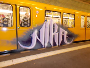 Graffiti Train in Berlin - Photo by Schmierfink030 - nika (2015)