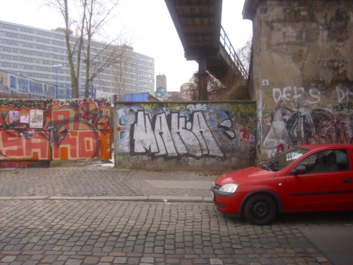 Graffiti Bombing in Berlin - Photo by Schmierfink030 - maka