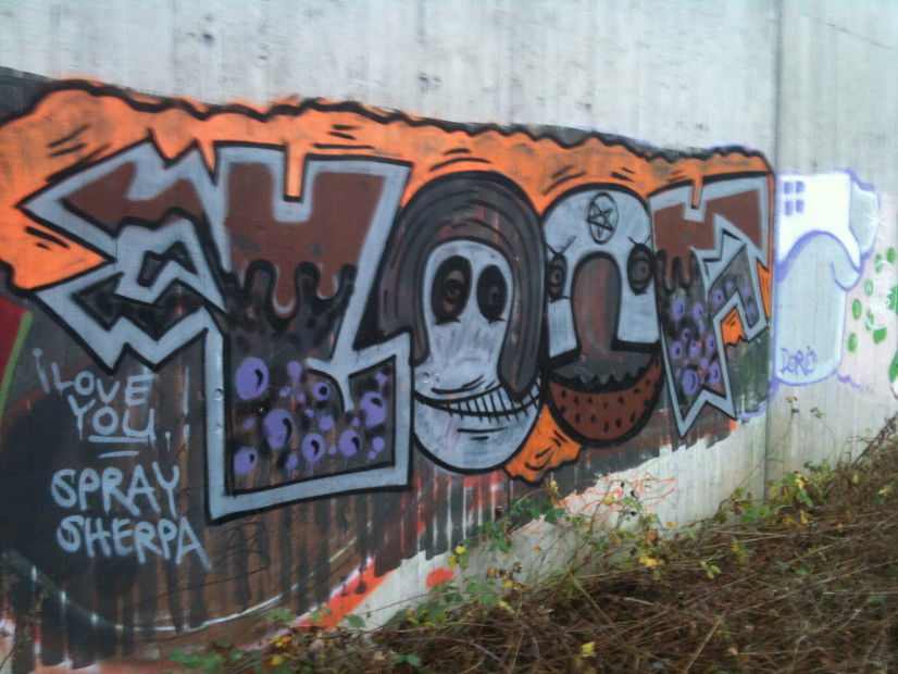 Graffiti Wall in Köln - Photo by Schokofliege