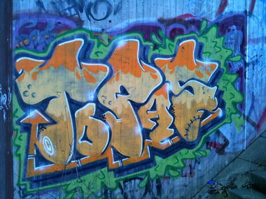 Graffiti Bombing - Photo by Schokofliege - TOPAS