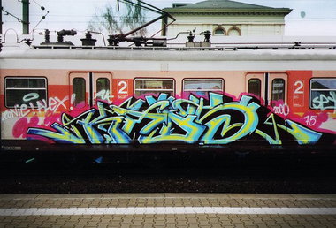 Graffiti Train in Frankfurt - Photo by SchwarzerKater - Kaos, Frankfurt, Oldschool (2000)