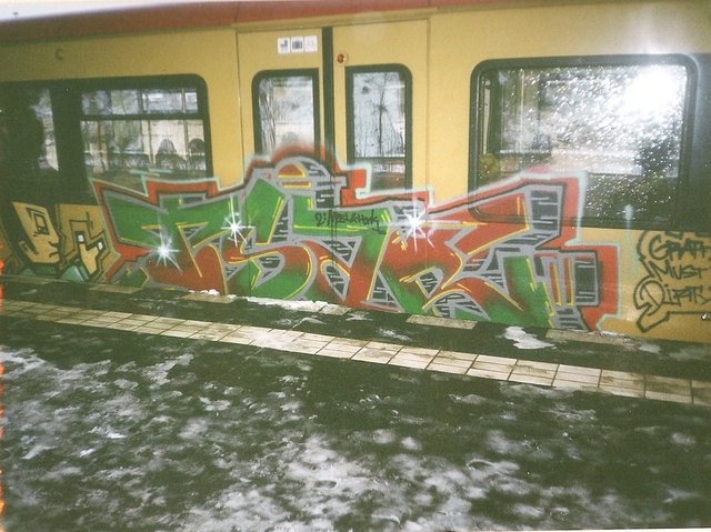 Graffiti Train in Berlin - Photo by SchwarzerKater - Tsar, Oldschool, Art