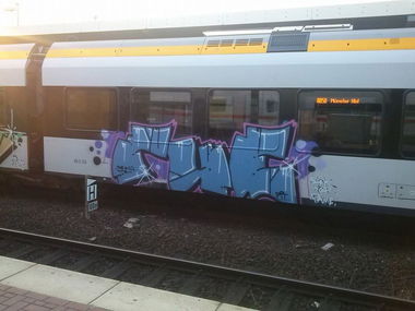 Graffiti Train in Dortmund - Photo by SchwarzerKater - Rue, Train, Panel (2013)