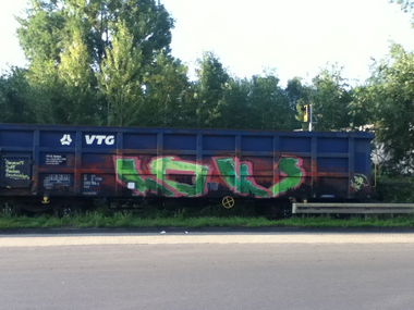 Graffiti Train in Dusseldorf - Photo by SchwarzerKater - Loys, Güter, Cargo (2013)