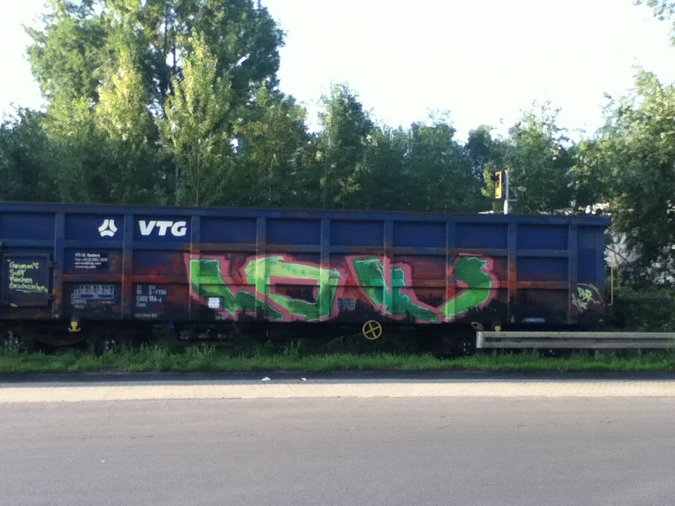 Graffiti Train in Dusseldorf - Photo by SchwarzerKater - Loys, Güter, Cargo (2013)