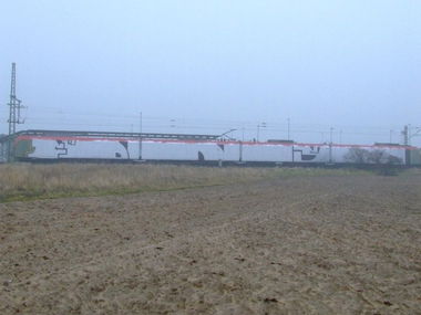 Graffiti Train in Dusseldorf - Photo by SchwarzerKater - Föns, Crew, Wholetrain