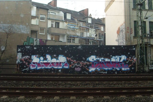 Graffiti Wall in Dusseldorf - Photo by SchwarzerKater - Rider, Shock, Wall (2010)