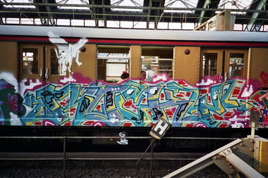 Graffiti Train in Berlin - Photo by SchwarzerKater - Rockey, Train, Panel