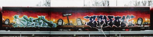 Graffiti Train in Berlin - Photo by SchwarzerKater - Pesd, Eshok, Train