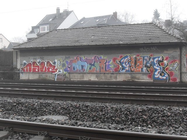 Graffiti Wall in Duisburg - Photo by SchwarzerKater - Mauz, Oder, Fume