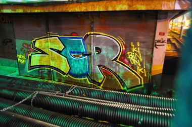 Graffiti Bombing in Istanbul - Photo by Screbel - scr, crew, scr