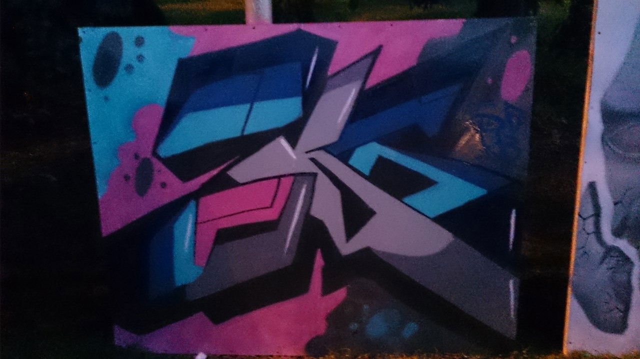 Graffiti Wall - Photo by Sear - seardhc (2015)