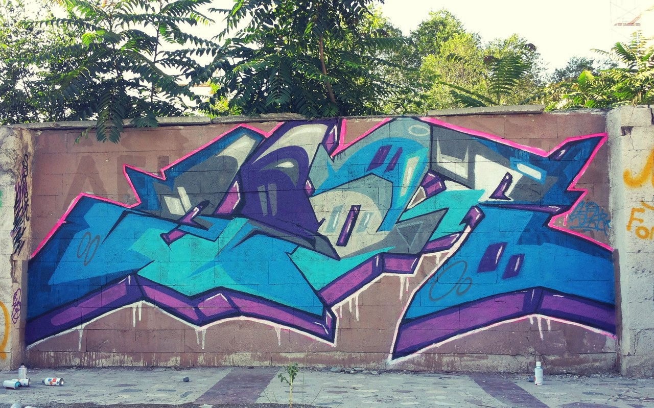 Graffiti Wall - Photo by Sear - seardhc (2016)