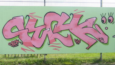 Graffiti Wall - Photo by Seckie