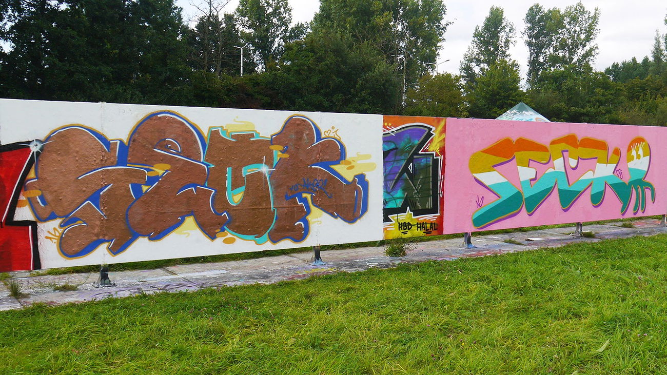 Graffiti Wall - Photo by Seckie - seckdesign (2016)