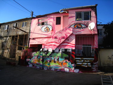 Graffiti Wall in Lissabon - Photo by Seick1 - Seick, House
