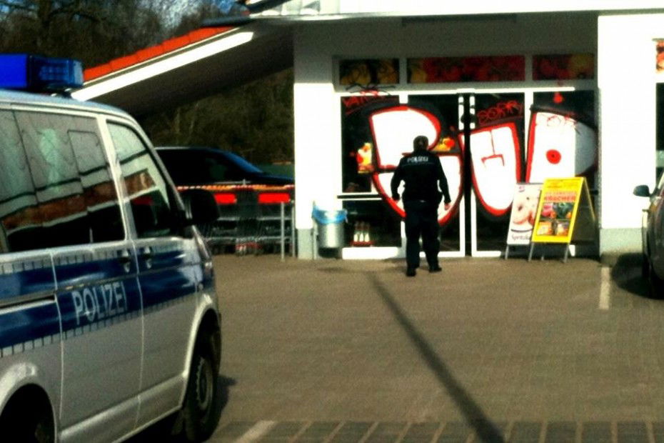 Graffiti Wall in Germany - Photo by SelbstSelber - DREN, LUAF