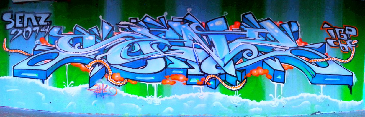 Graffiti Wall - Photo by Senz1