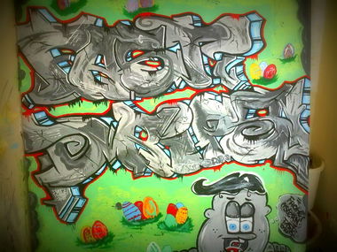 Graffiti Sketch - Photo by Senze - Senze, 4:, Fast (2012)