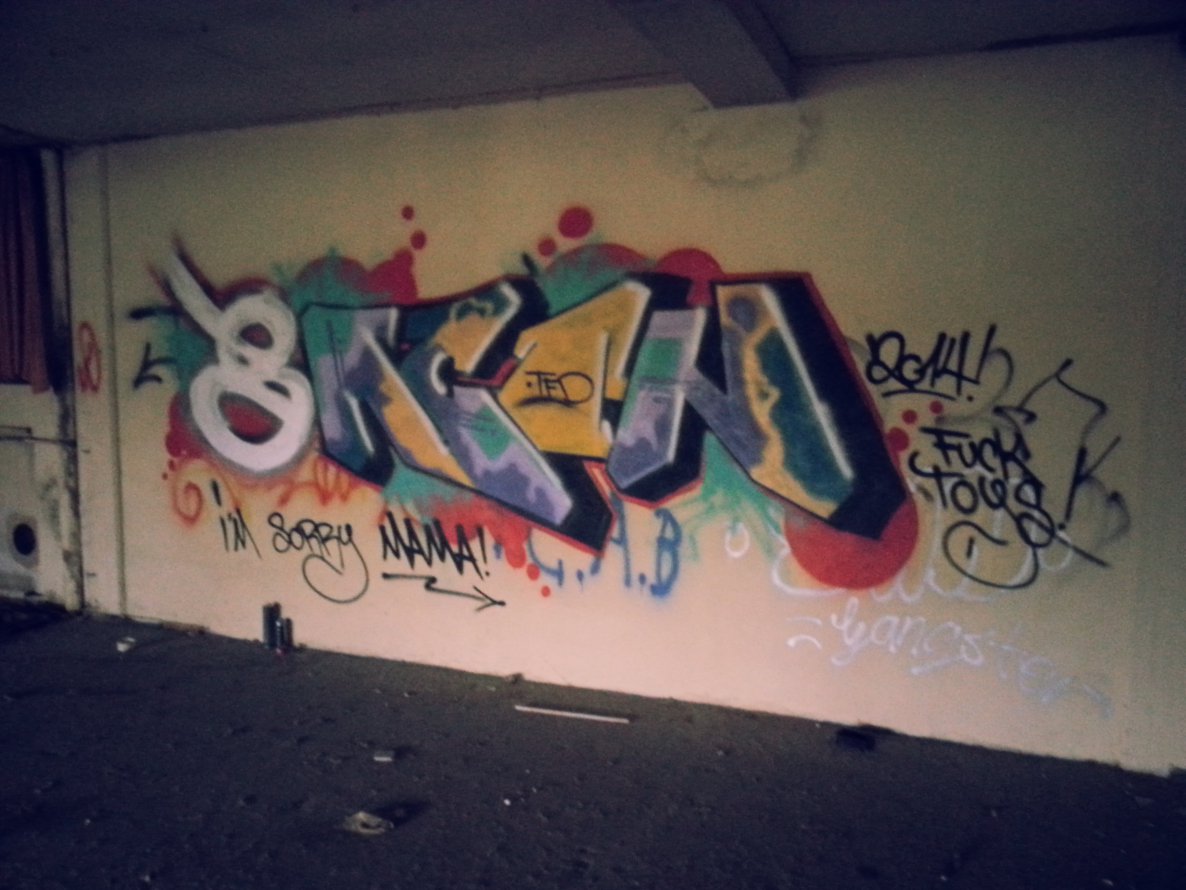 Graffiti Wall - Photo by Sercan