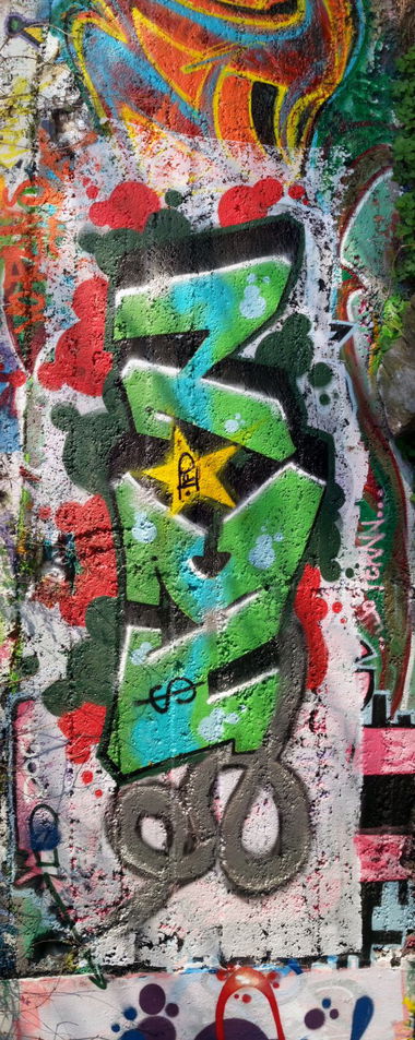 Graffiti Wall - Photo by Sercan