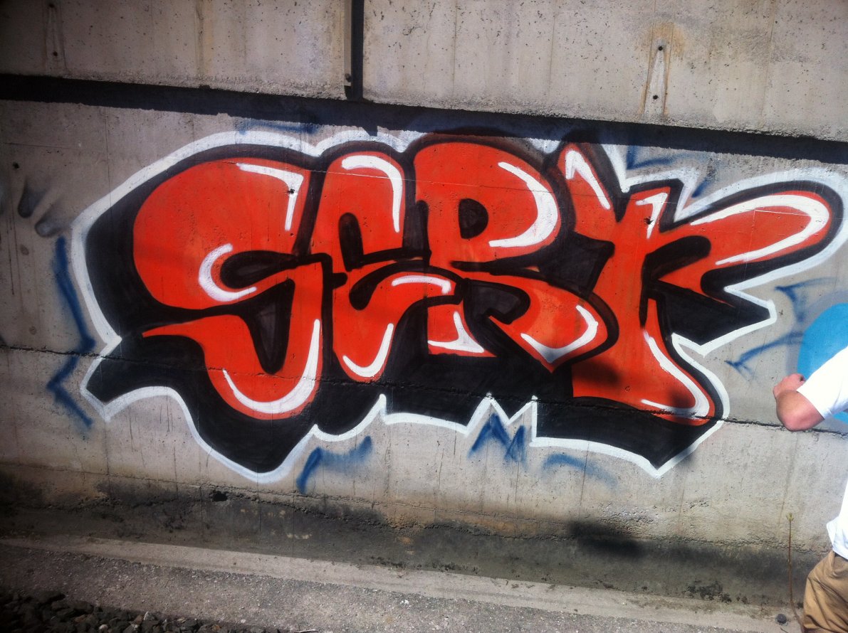 Graffiti Bombing - Photo by Sert (2013)