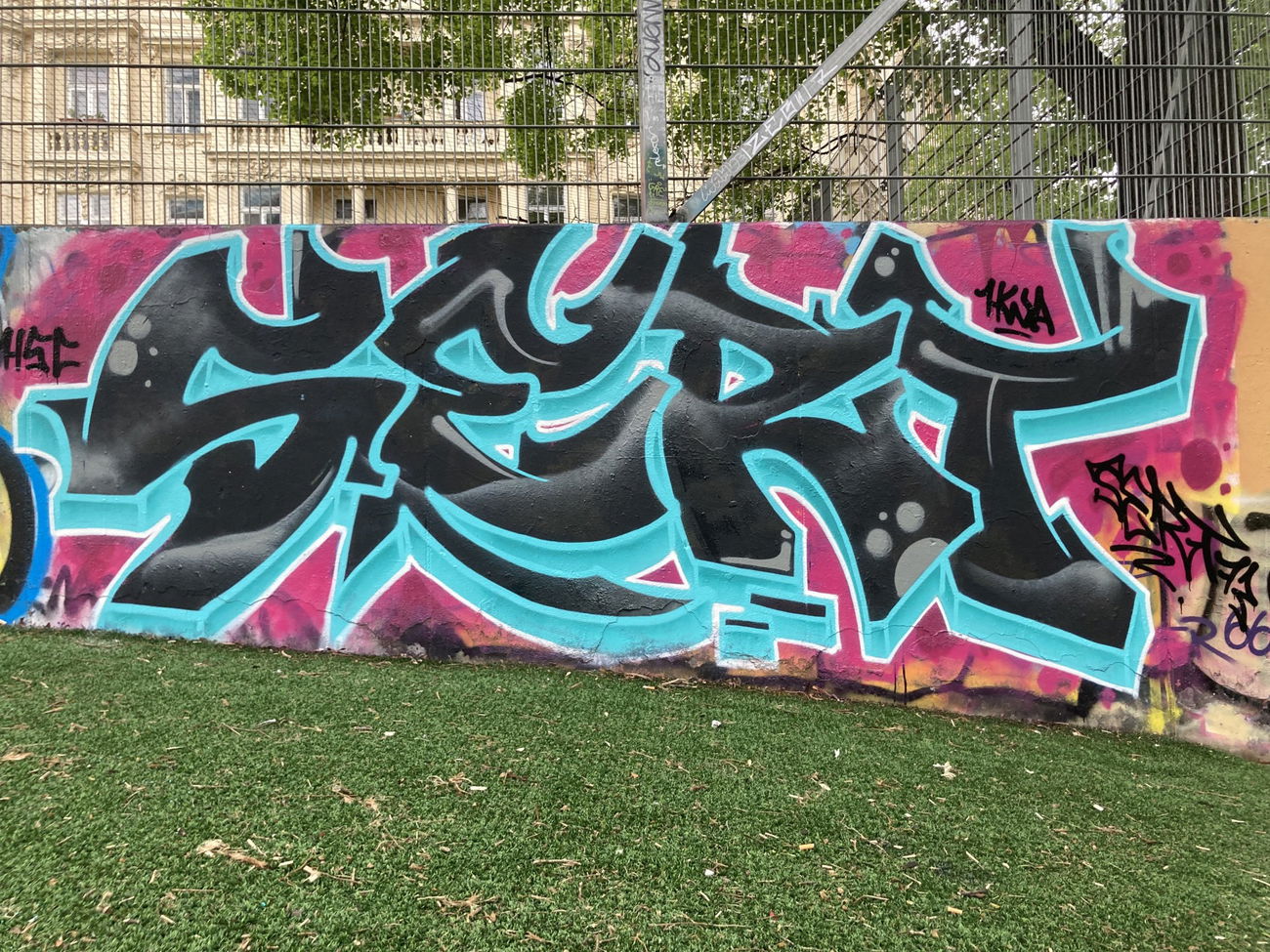 Graffiti Wall in Wien - Photo by Sert (2023)