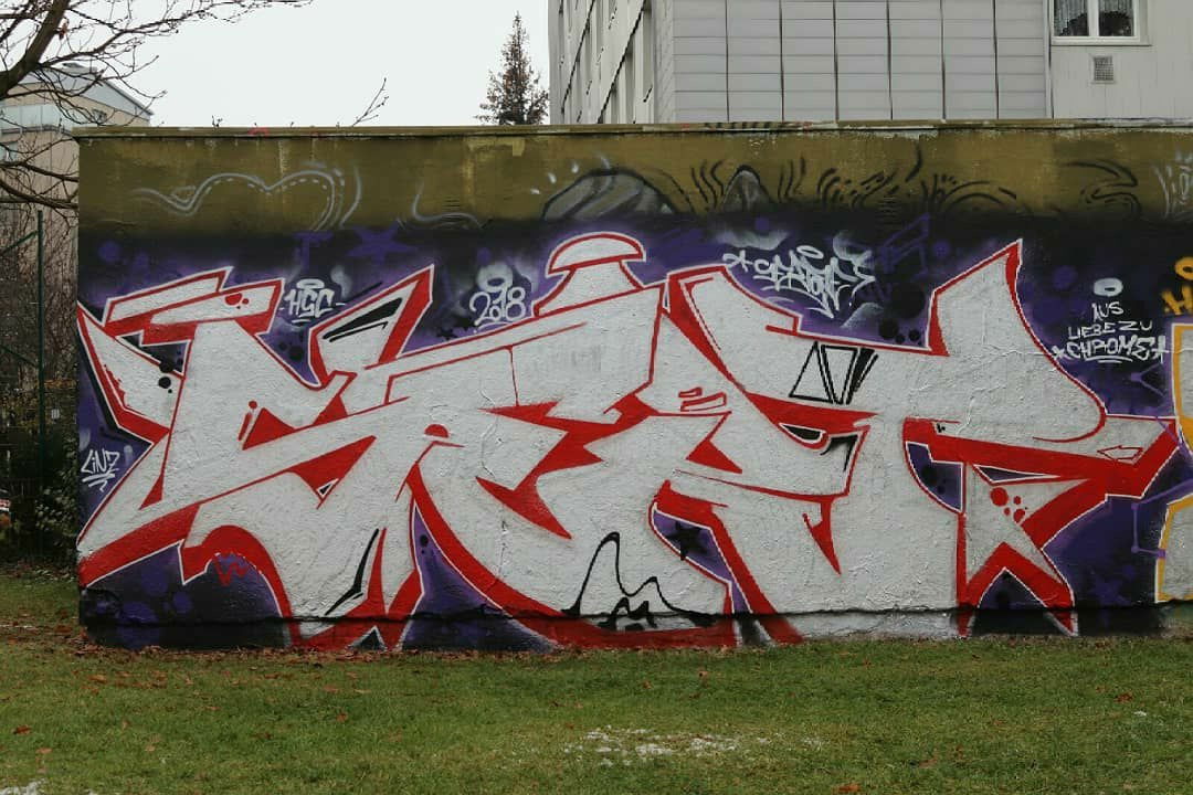 Graffiti Wall - Photo by Sert - chrome, graffitiaustria