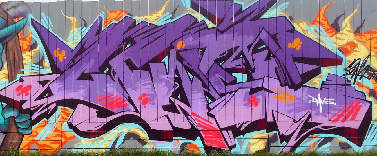 Graffiti Wall - Photo by Sews (2015)