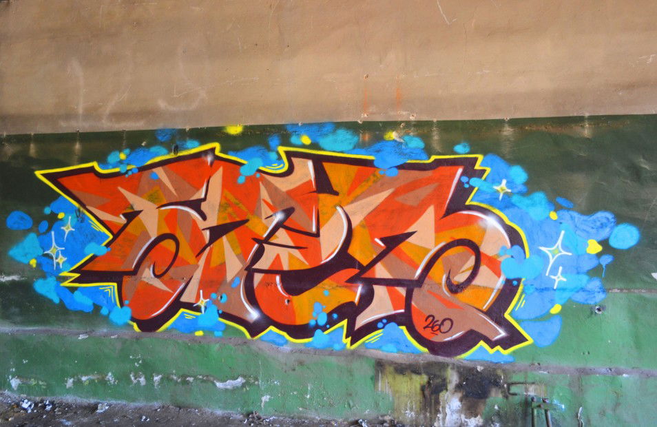 Graffiti Wall in Perm - Photo by Sfer260 - 260 (2011)