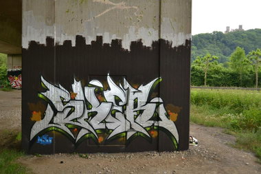 Graffiti Wall - Photo by Shadow - Sker (2013)