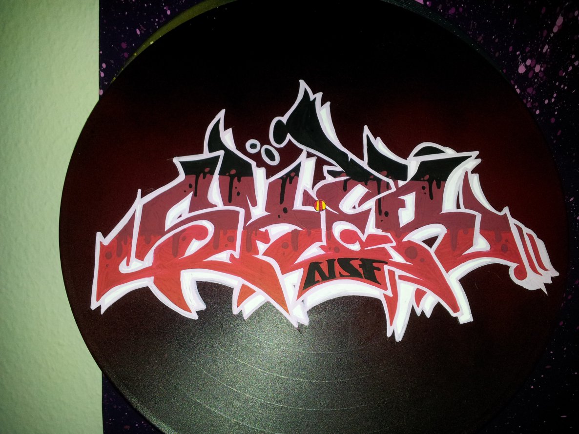 Graffiti Wall - Photo by Shadow