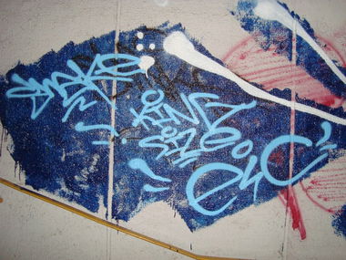 Graffiti Bombing in Voronezh - Photo by Shakeee_ (2013)