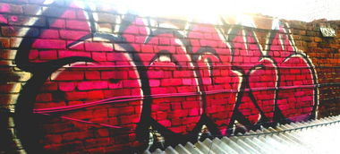 Graffiti Bombing - Photo by Shakeee_ (2013)