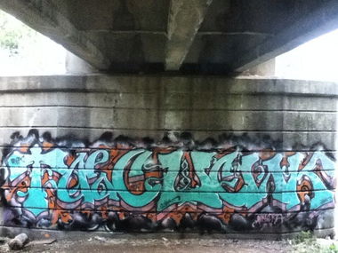 Graffiti Wall - Photo by Shakeee_