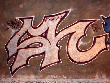 Graffiti Wall - Photo by Shakeee_