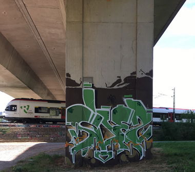 Graffiti Wall - Photo by Shez4000