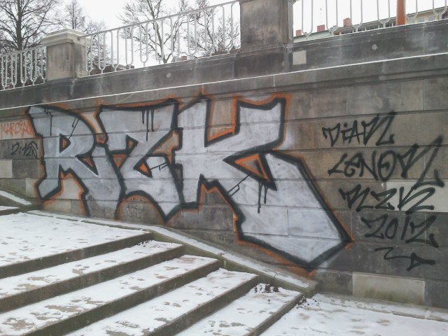 Graffiti Bombing - Photo by Shizzler - RZK (2011)