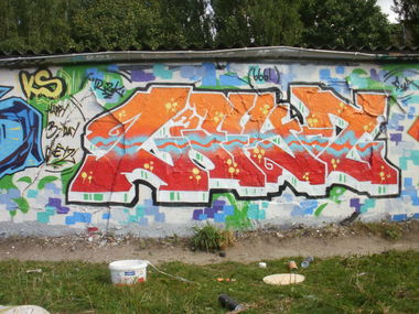 Graffiti Wall - Photo by Shizzler - Leyz36, RZK, FUA