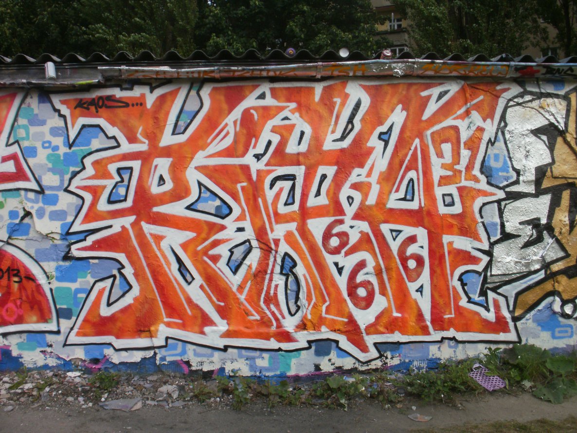 Graffiti Wall - Photo by Shizzler - Ripa, FUA