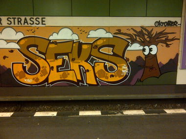 Graffiti Bombing - Photo by Shizzler - Seks