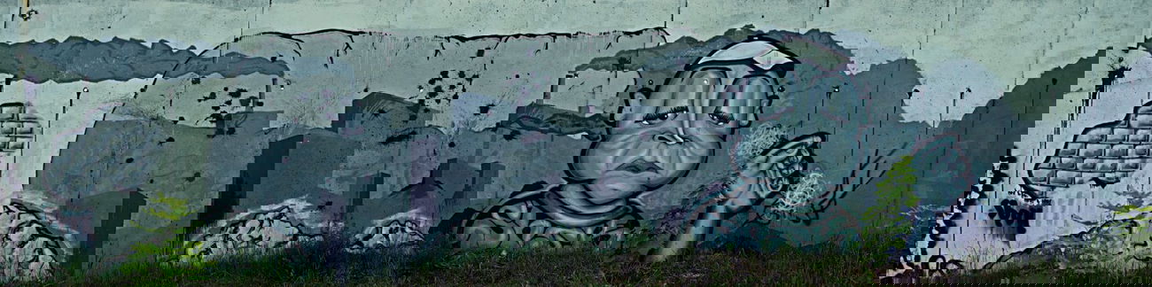 Graffiti Wall - Photo by Shoker1 (2012)