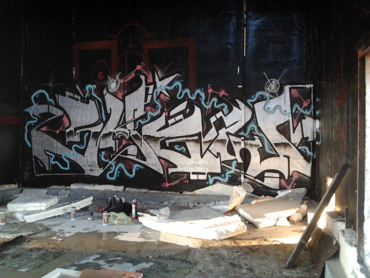 Graffiti Wall - Photo by Showtime (2014)