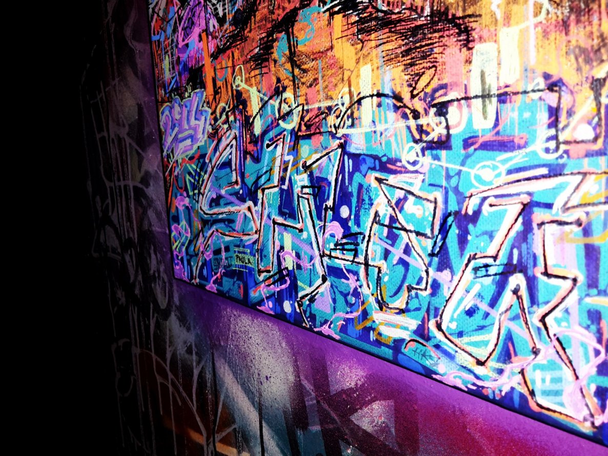 Graffiti Artwork - Photo by Showtime (2014)
