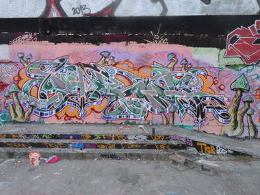 Graffiti Wall - Photo by Shroom - Shroom, KC, Pilze