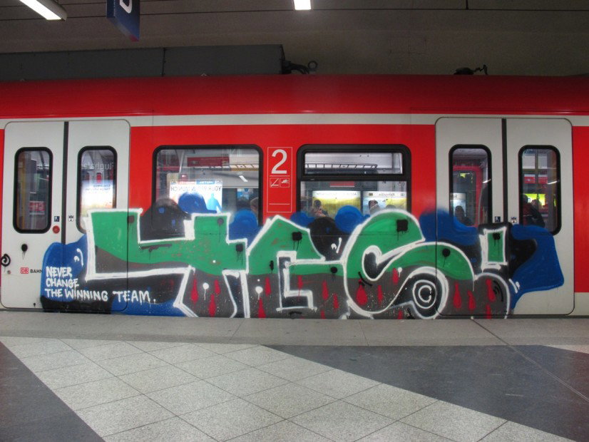 Graffiti Train in München - Photo by ShrotterSpotter - never, change, the (2013)